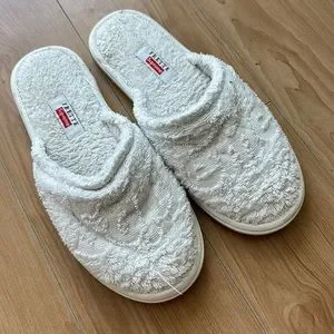 Supreme | Shoes | Supreme Frette Slippers White Size 8 Fits Like  